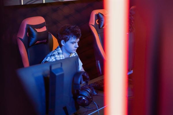 Oplev hvordan det faktisk er at sidde bag rattet i et løb